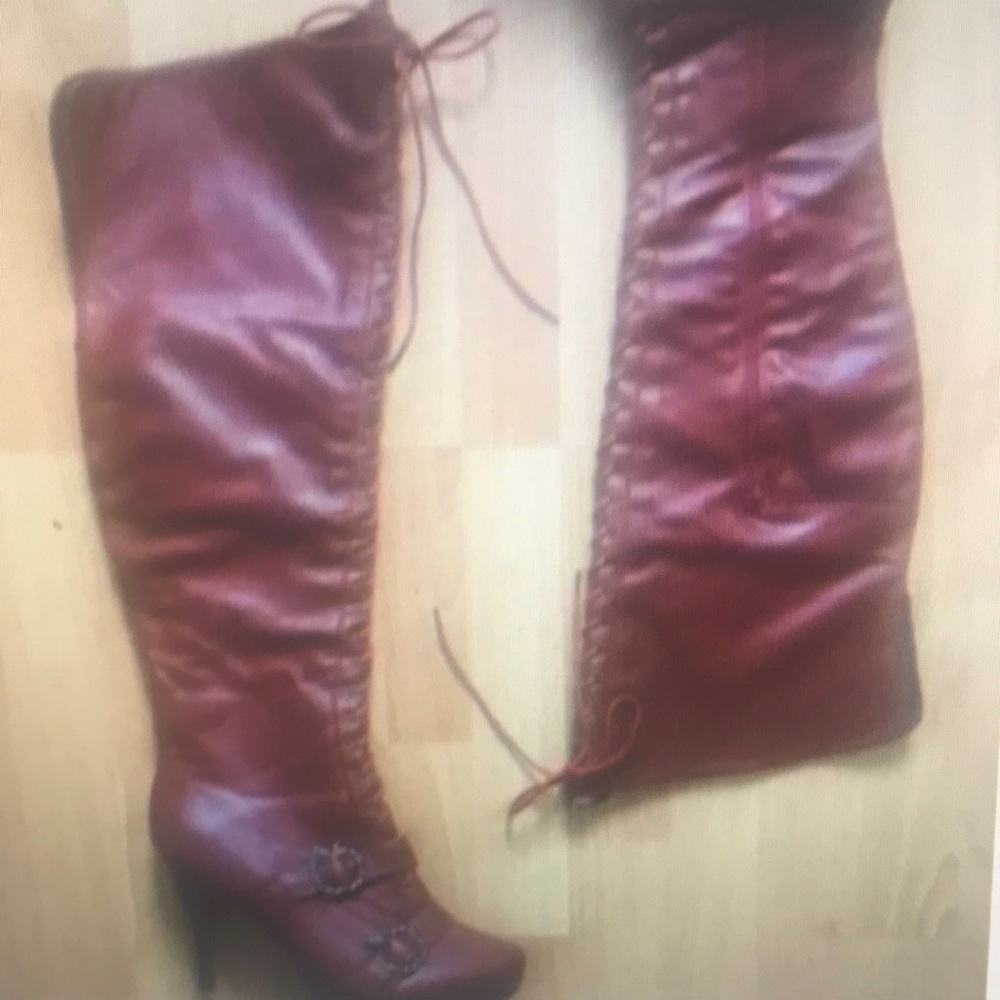 Women's Burgundy Knee-High Boots